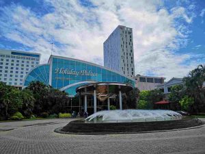 holiday-palace-hotel-&-resort-anh-dai-dien